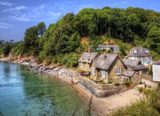 cottages by the sea